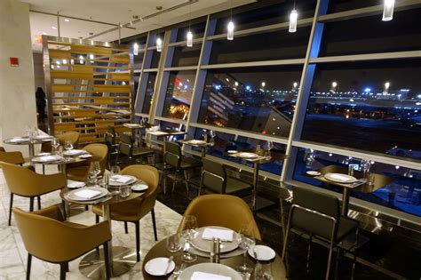 Review American Flagship Lounge Jfk And Flagship First Dining