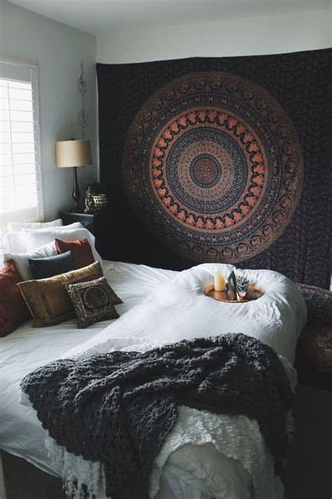 Browse living room decorating ideas and furniture layouts. Bohemian Style Bedroom Decorating Ideas | Royal Furnish