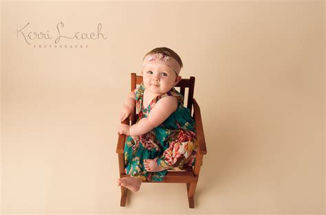 Paisley 9 Months Milestone Session Evansville In Baby Photographer