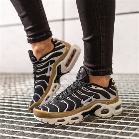 Nike Wmns Air Max Plus 605112 055 Schwarz 39 99 Eur Sneaker Sizeer De