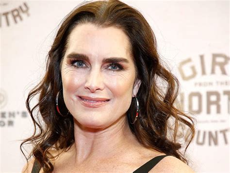 Brooke Shields Daughters Gave Her The Confidence To Wear Bikinis