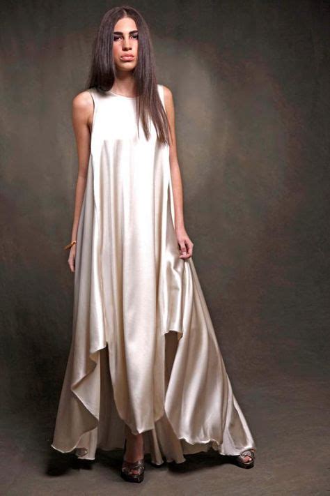 Womens Ivory Flowy Silk Dress With Sash Size Medium Flowy Silk Dress Flowy Dress Long Dresses
