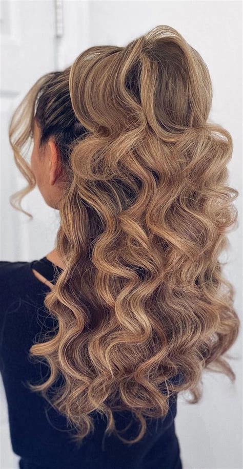 50 Breathtaking Prom Hairstyles For An Unforgettable Night Voluminous