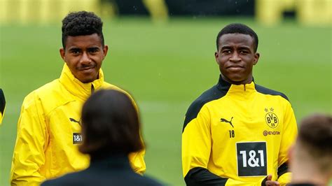 In the game fifa 21 his overall rating is 65. Borussia Dortmund: Owomoyela über die neuen Moukokos beim ...