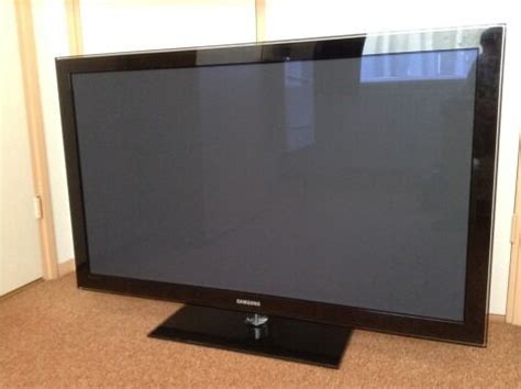 Samsung 42'' inç 50'' inch arası lcd led tv televizyon duvar askı aparatı. 50 INCH SAMSUNG TV | in Fulham, London | Gumtree