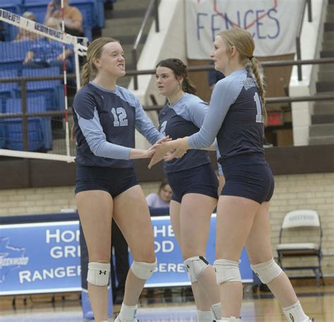 Hs Volleyball Greenwood Sweeps Seminole Remains In 1st Place Tie