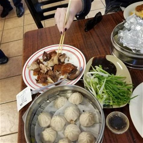 We are a chinese restaurant in champaign serving lunch & dinner conveniently located near the university of illinois and it's sporting complexes. Golden Harbor Authentic Chinese Cuisine - 769 Photos & 352 ...