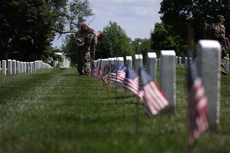 Photos Flags Placed In Arlington National Cemetery For Memorial Day Wpxi