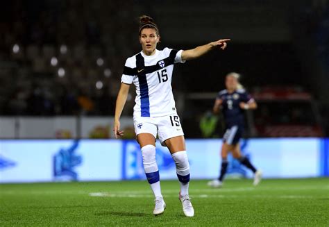 Natalia kuikka springer på träning. Natalia Kuikka jatkaa uraansa huippuliigassa USA:n ...