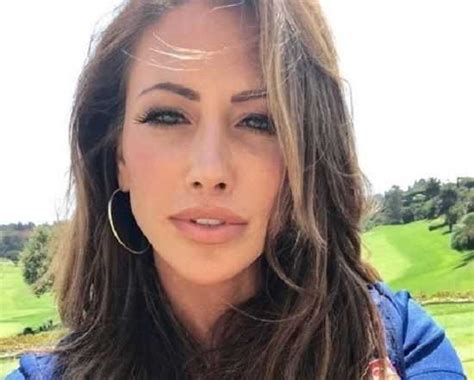 Holly Sonders An In Depth Look At Her Biography Age Height Figure