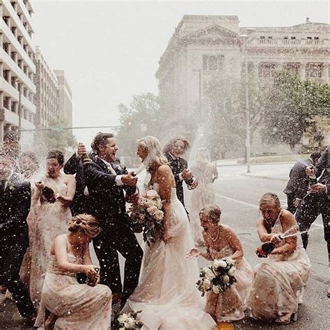 20 Must Have Wedding Photo Ideas With Bridesmaids And Groomsmen