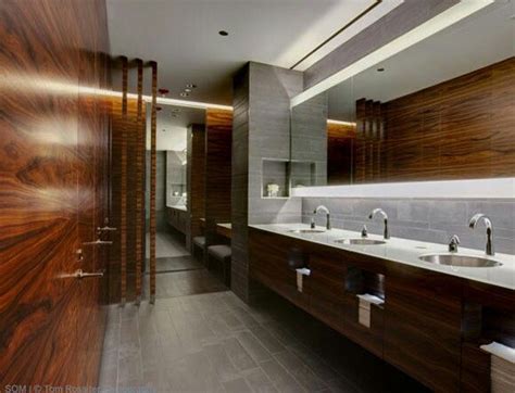 Pin By Kenny On 381bathr Office Bathroom Design Public Restroom