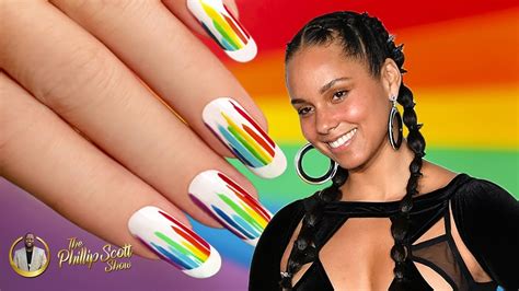 Alicia Keys Supports And Encourage Her Son To Paint His Nails Rainbow