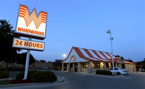 Whataburger Meet New Chicago Owners Of Texas Burger Favorite Bloomberg