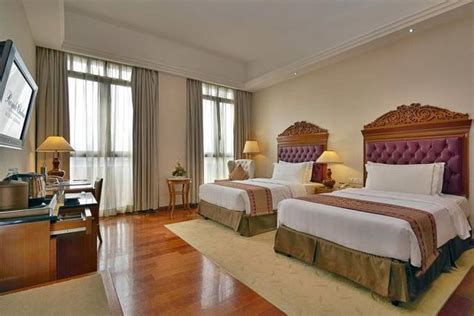 Rooms feature air conditioning, flat screen tv with satellite. تقرير عن فندق رويال شولان كوالالمبور - رحلاتك