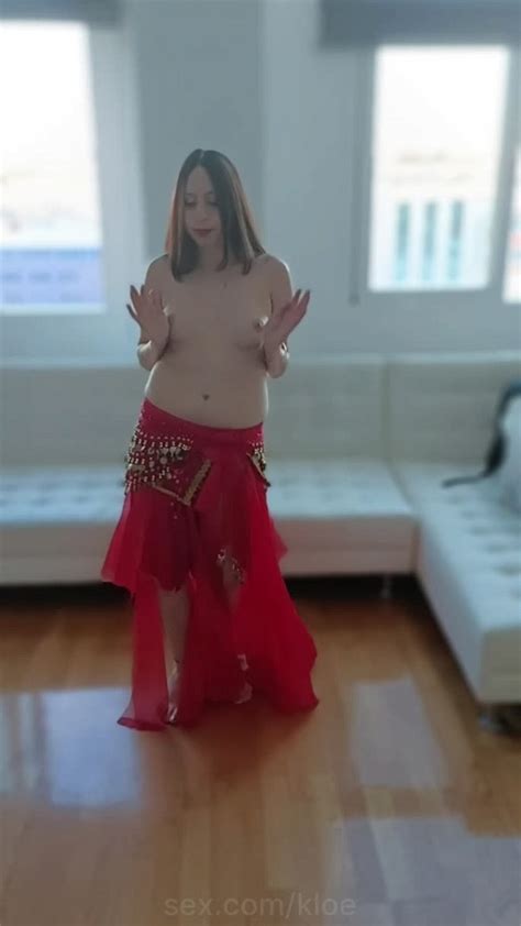Kloe Would You Rate My Topless Belly Dance 😘 Teen Tits Topless
