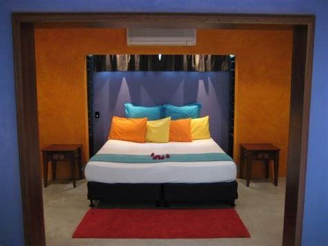 Kinky Bedroom Design Minimalist Small Home Interior Design
