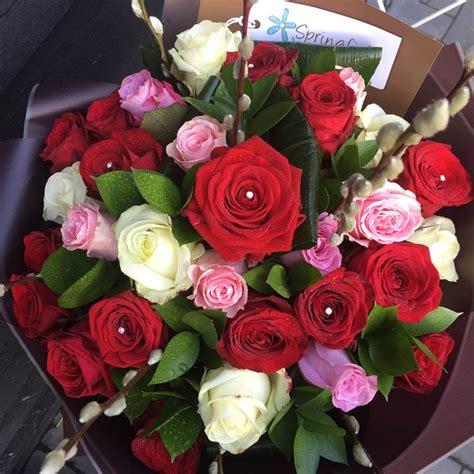 Red White And Pink Roses Bouquet Ubicaciondepersonascdmxgobmx