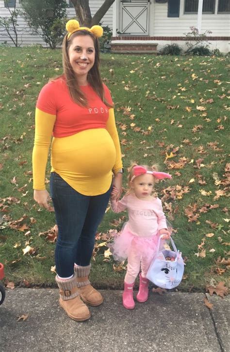 40 Striking Maternity Halloween Costume Ideas And Inspirations ⋆ Brasslook Pregnant Halloween