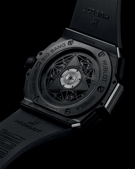 Willkommen bei unserem all blacks uhr test / vergleich. Neue Uhr: Hublot Big Bang Unico Sang Bleu II All Black