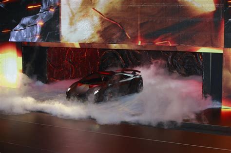 2010 Paris Auto Show Lamborghini Sixth Element Concept Live Photos