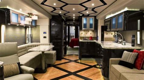 Extreme Luxury Rv Many Peoples Homes Dont Have The Fine And