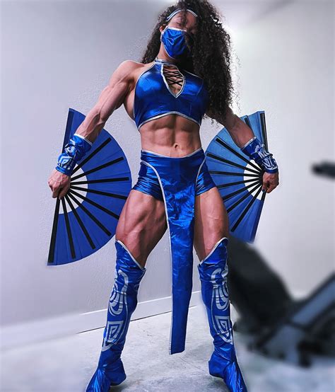 Kitana New Funny Posts Pictures And Gifs On Joyreactor