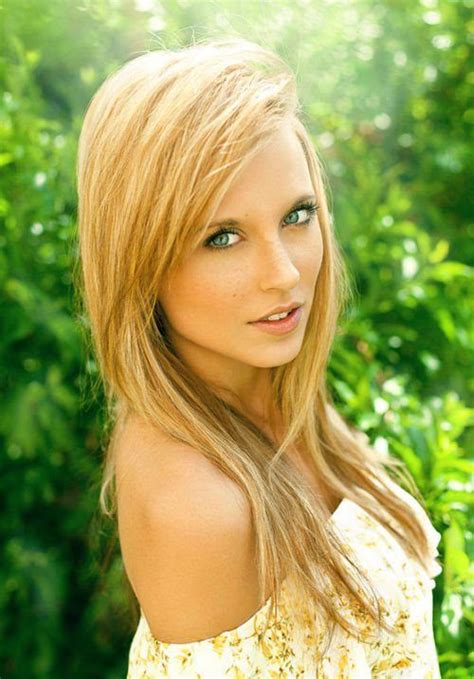 cute thechive beautiful eyes beauty beautiful blonde