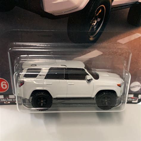 Hot Wheels Boulevard Mix H ‘18 Toyota 4runner Flipn Diecast