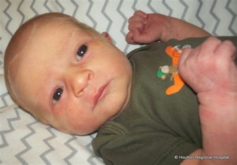 Beckett Allan Yale Baby Boy Born To Kayla And Tyler Houlton