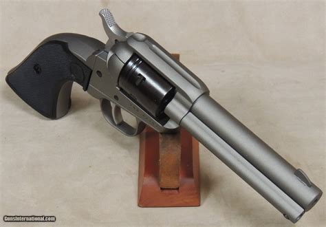 Ruger Wrangler 22 Lr Caliber Silver Cerakote Revolver Nib Sn 200 91708xx