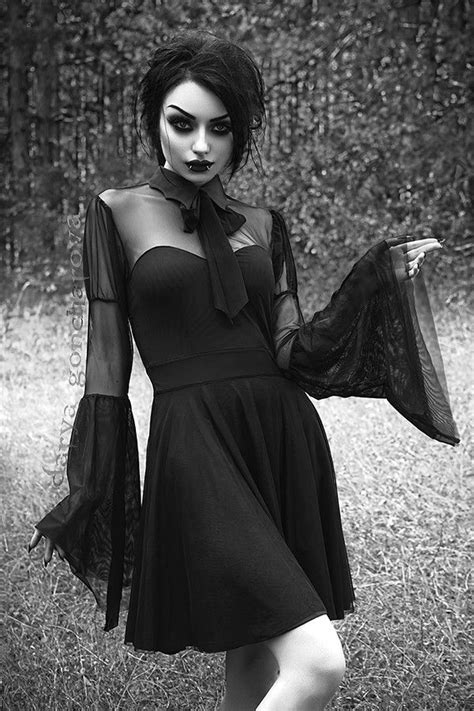 Pin By Lavernia Dark 🕸 On Beautiful Goth Fashion Goth Beauty Gothic Fashion