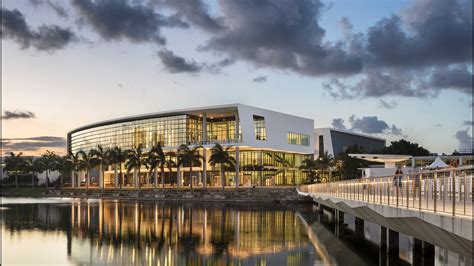 University Of Miami Donna E Shalala Student Center Arquitectonica