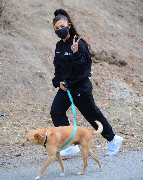 Ariana Grande Walking Toulouse In Los Angeles 04 Gotceleb