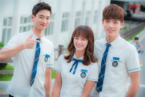 Kesemua drama, telefilem dan filem ini telah dan bakal senarai drama melayu ini akan dikemaskini dari semasa ke semasa mengikut maklumat yang kami terima. School 2017 (학교 2017) Korean - Drama - Picture @ HanCinema ...