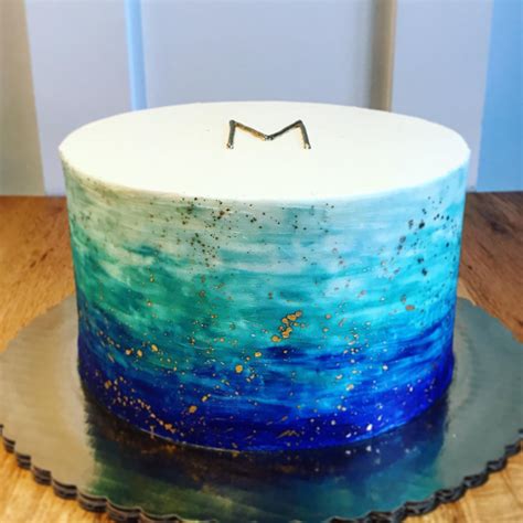 Following questions how to make gold buttercream how to make gold cream icing gold paint on in this tutorial, i show you how to make these gorgeous and elegant black and gold buttercream. Hand-painted buttercream cake with gold splatter #baking #cooking #food #recipes #cake #desserts ...