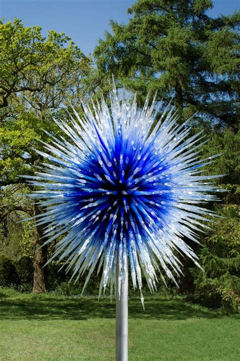 We've found that many people enjoy expressing that over a glass of wine. Chihuly at Kew- Reflections on nature by celebrated ...