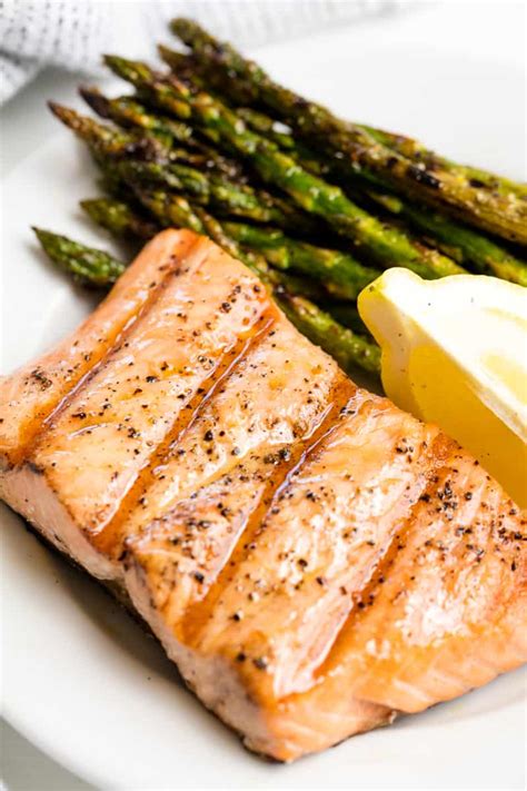 The steaks come from larger fish, such as tuna or salmon, but there in most cases, you'll want to grill your fish with the lid down as long as the lid is not providing direct heat. Simple Grilled Salmon