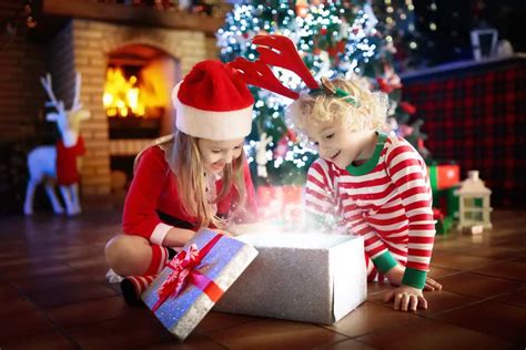 13 Cool Ts Young Kids Wish To Receive This Christmas Noobie