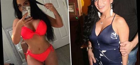 Jersey Shore S Angelina Pivarnick Shows Off Curves In Hot Pink Bikini After Boob Job Butt Lift