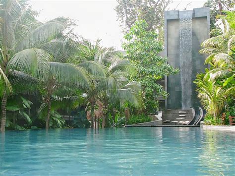 Siloso Beach Resort Sentosa Sentosa Island Hotel During The Day