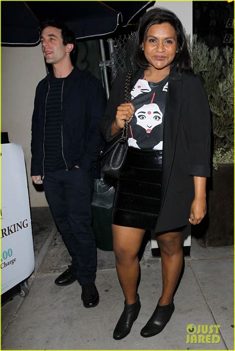 Mindy Kaling Bj Novak Grab Friendly Dinner At Catch La Photo