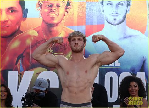 Alexis Superfan S Shirtless Male Celebs Logan Paul Ksi Shirtless Weigh In Pics Ahead Of Their