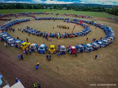 Pics: Tractor bonanza at the 'Silage Extravaganza' - Agriland.ie