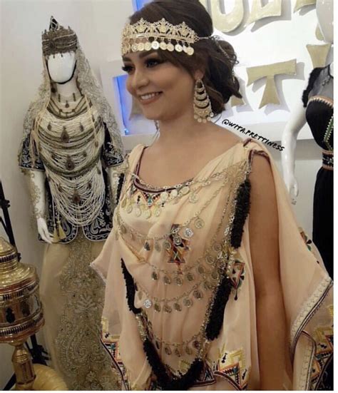We did not find results for: Épinglé par Regard Eloigné sur Robe chaoui "Mlehfa ...