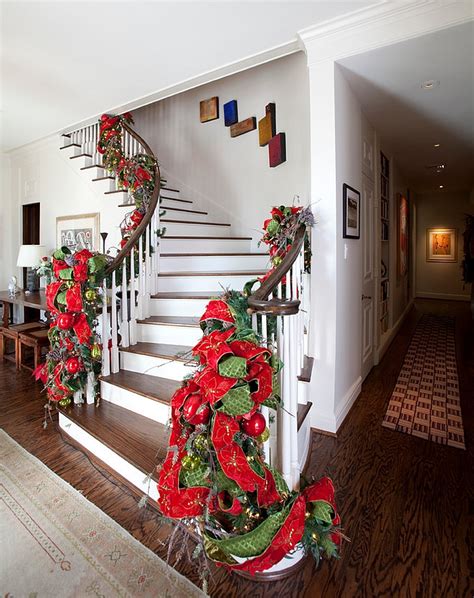 The staircase serves as a pathway that leads people from one part of the room to another. 23 Gorgeous Staircase Christmas Decorating Ideas