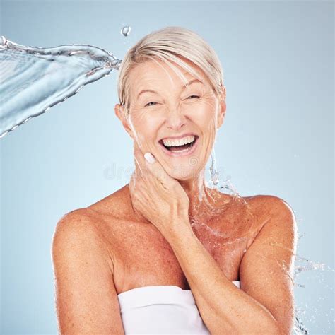 Mature Woman Splash Face Water Stock Photos Free Royalty Free Stock Photos From Dreamstime