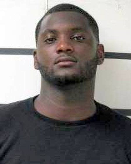Decatur Police Charge Former Bama Linebacker Rolando Mcclain With