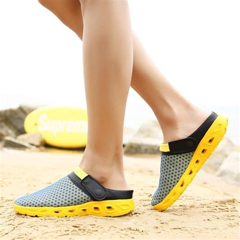 Mens Summer Breathable Mesh Sandals Mens Fashion Beach Shoes