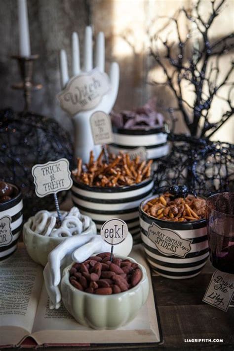Boo Tiful Halloween Centerpieces You Still Have Time To Diy Halloween